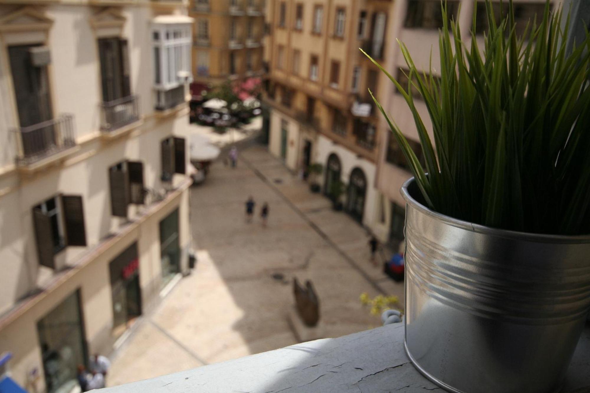 Apartamentos Calle Larios Malaga Room photo